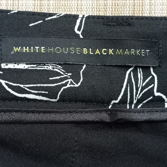 White House Black Market Cropped Flare Pants. EUC. Size 00. - Picture 6 of 9